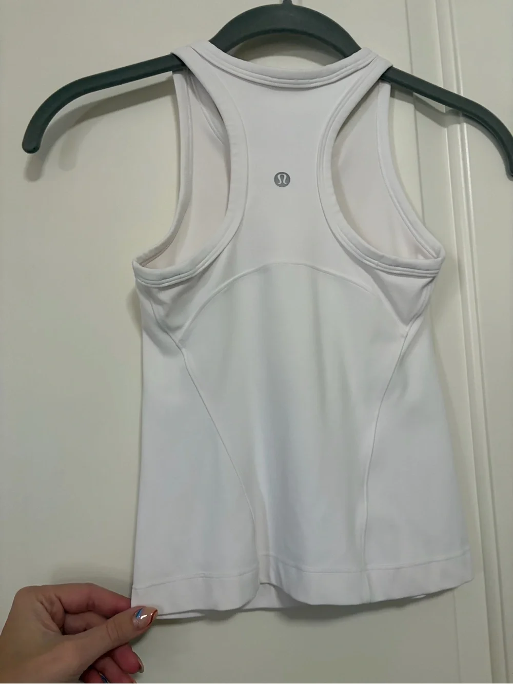 🍋🤍NWOT🍋🧘🏽‍♀️🤍lululemon Align Nulu Waist Length Racerback Athletic Tank🍋🤍🏃🏽‍♀️